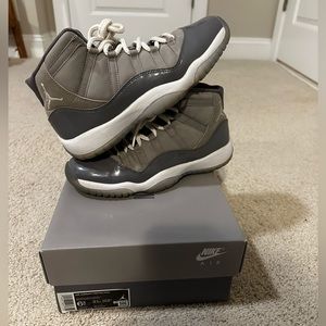 Jordan XI - Jordan 11 Retro Cool Grey (GS) size 6.5